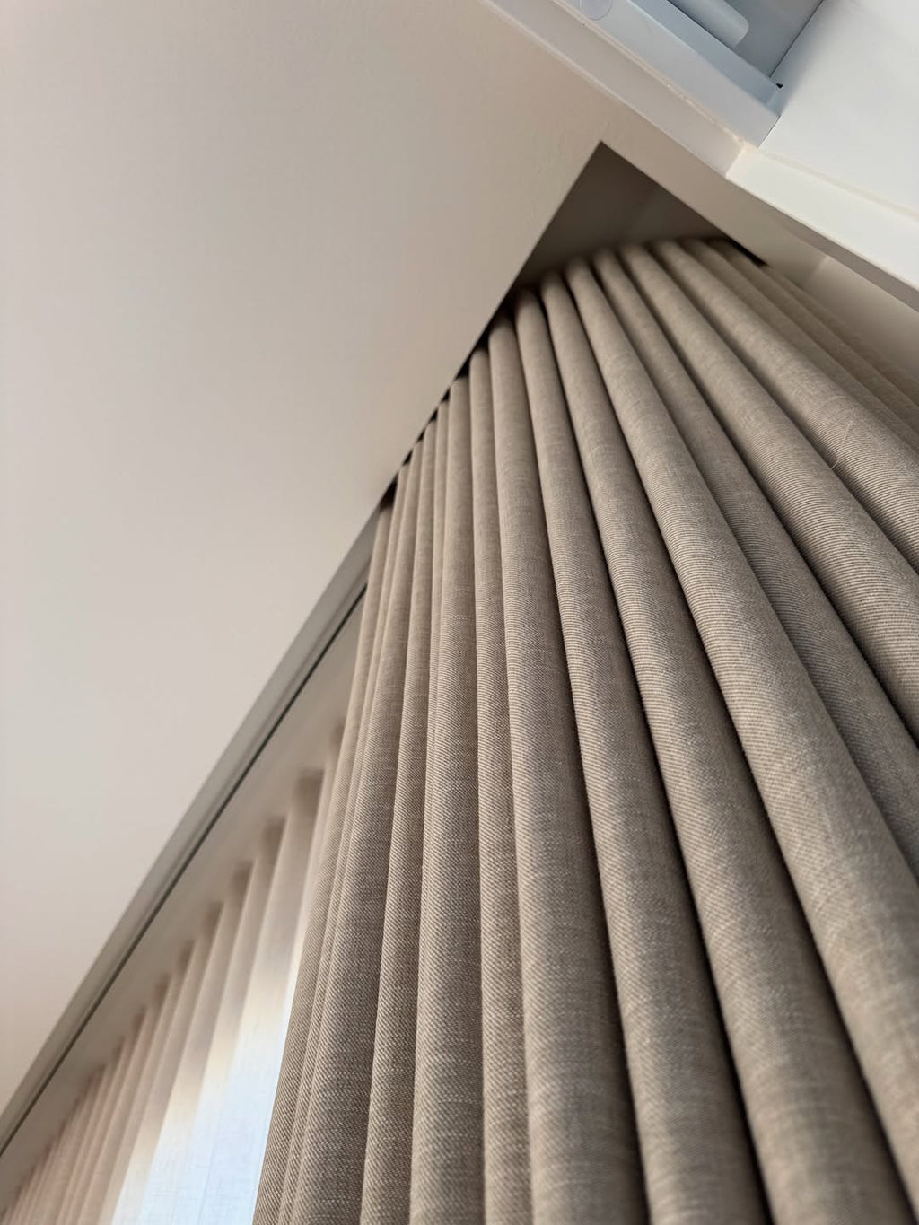 Modern Ripple Fold Drapes (200*200)