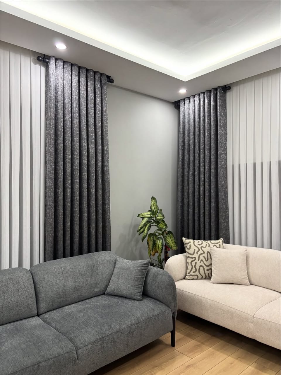 Premium  Blackout Curtain (200*200)
